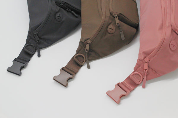 Dog waist bags in black, green and pink